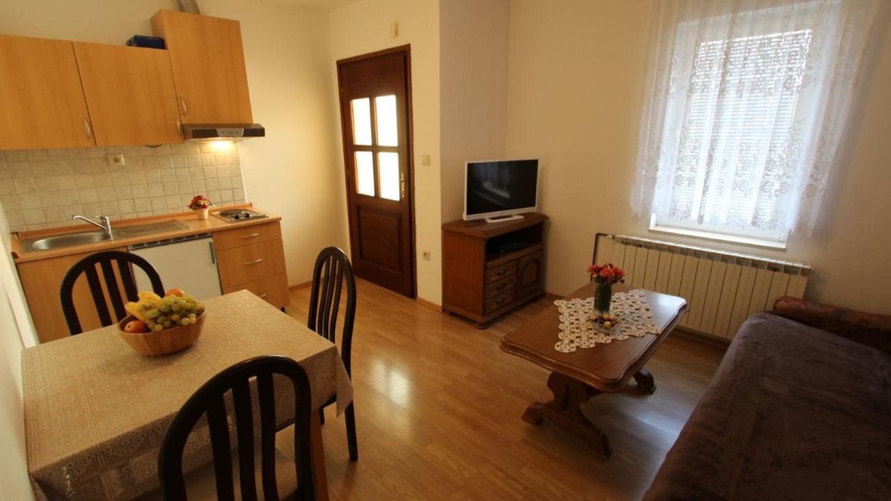 Apartments Grzetic マリンスカ エクステリア 写真