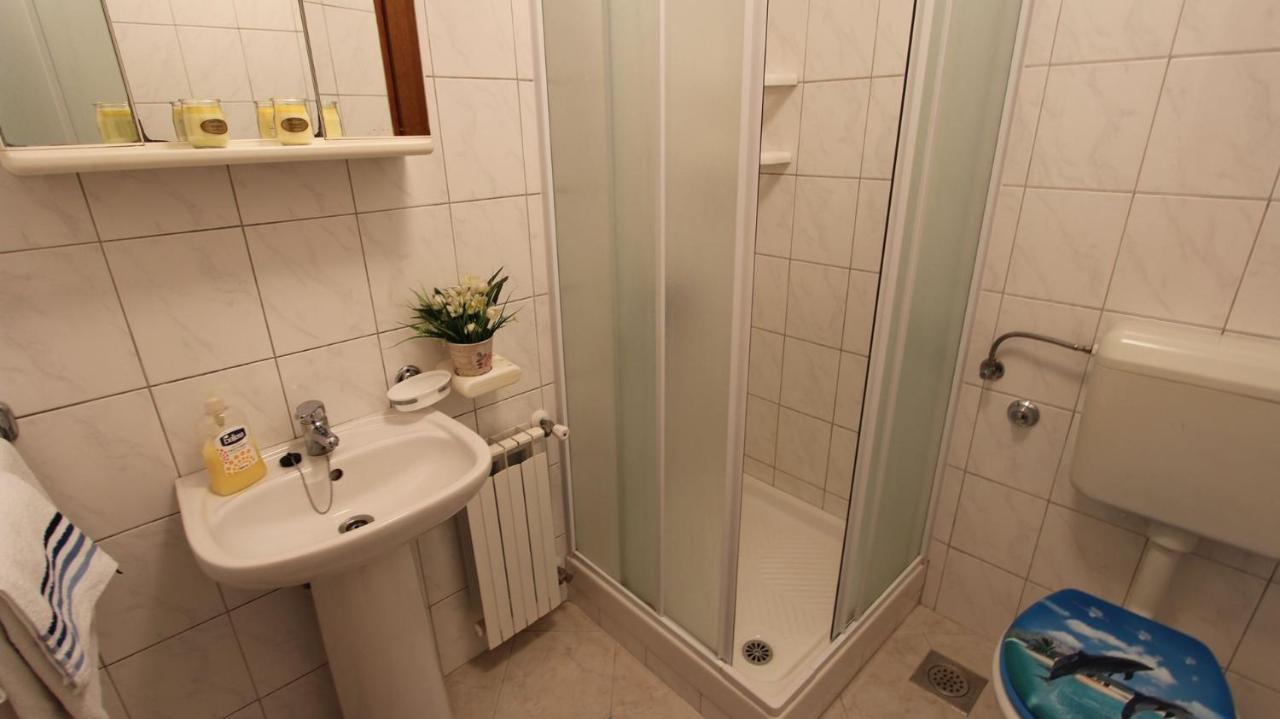 Apartments Grzetic マリンスカ エクステリア 写真
